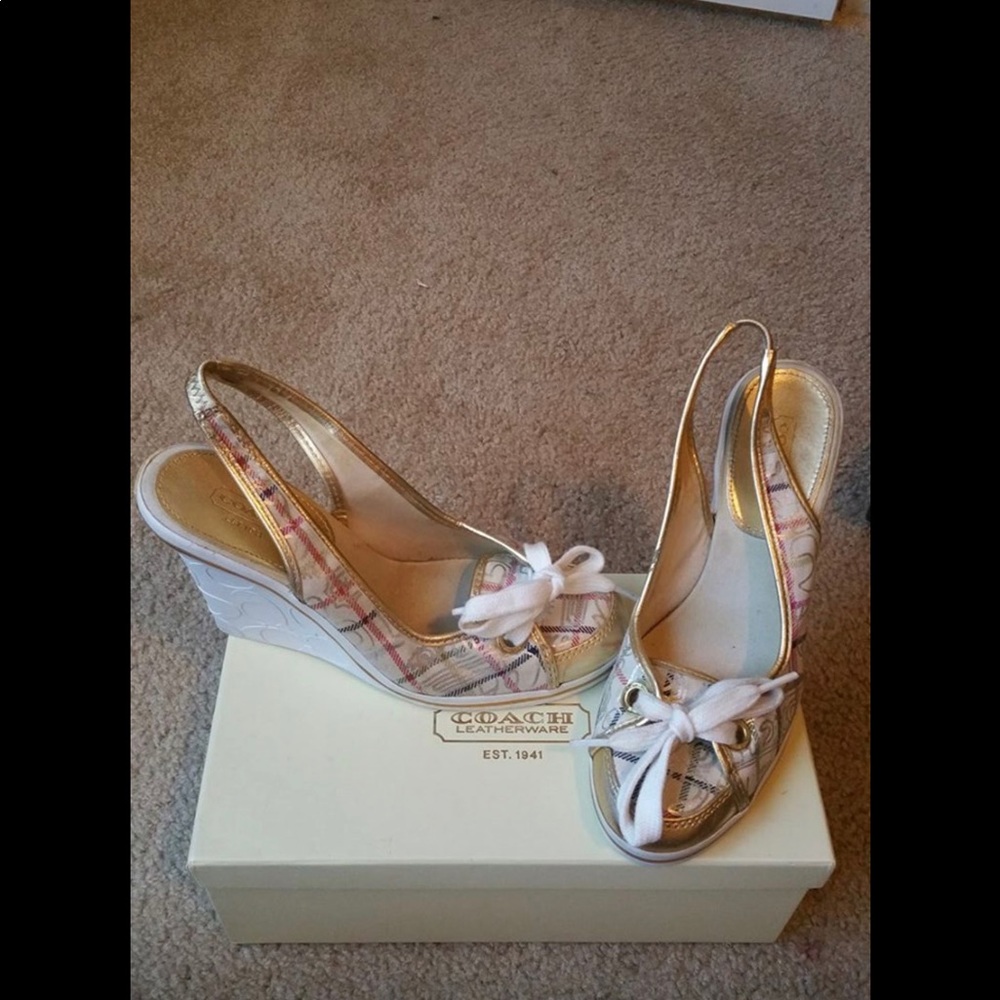 Coach wedges